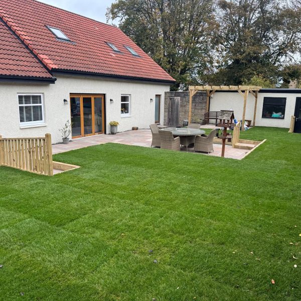 WhatsApp Image 2026 03 28 at 14 41 21 2 600x600